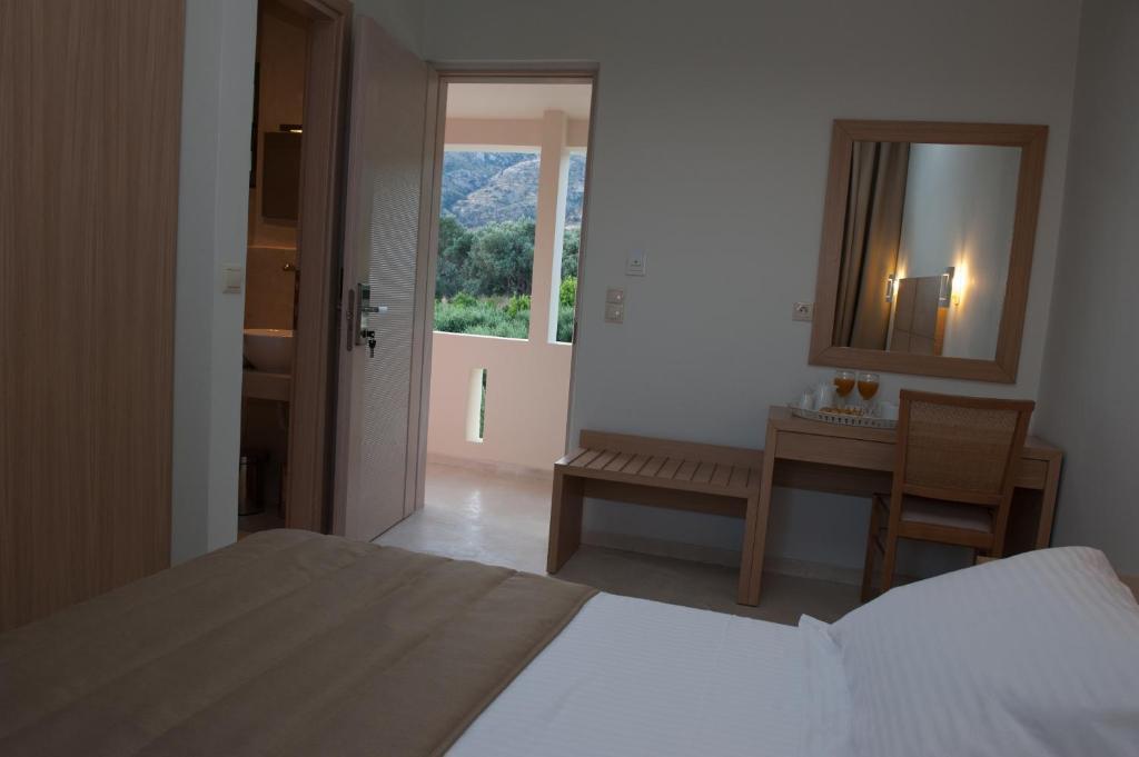 Aphrodite Samos Suites Marathókampos Quarto foto