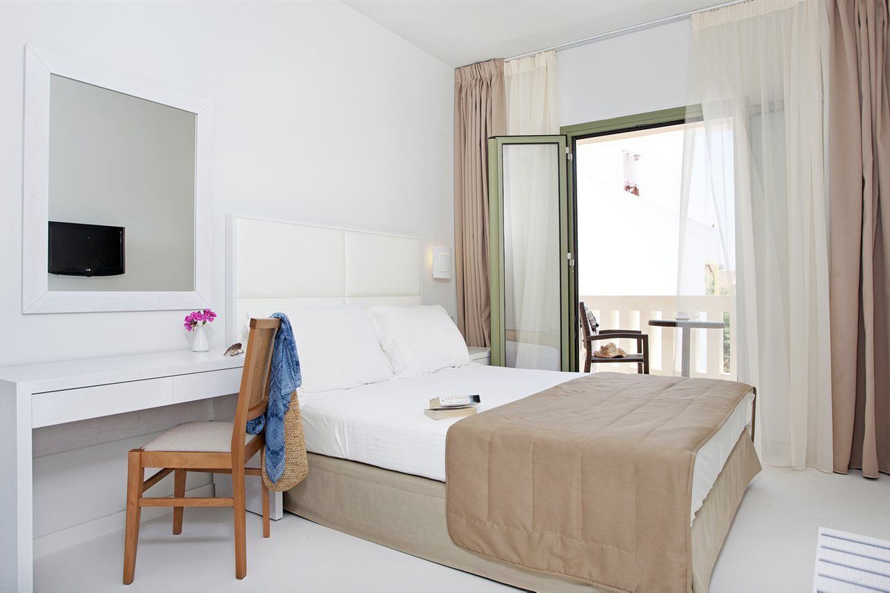 Aphrodite Samos Suites Marathókampos Exterior foto